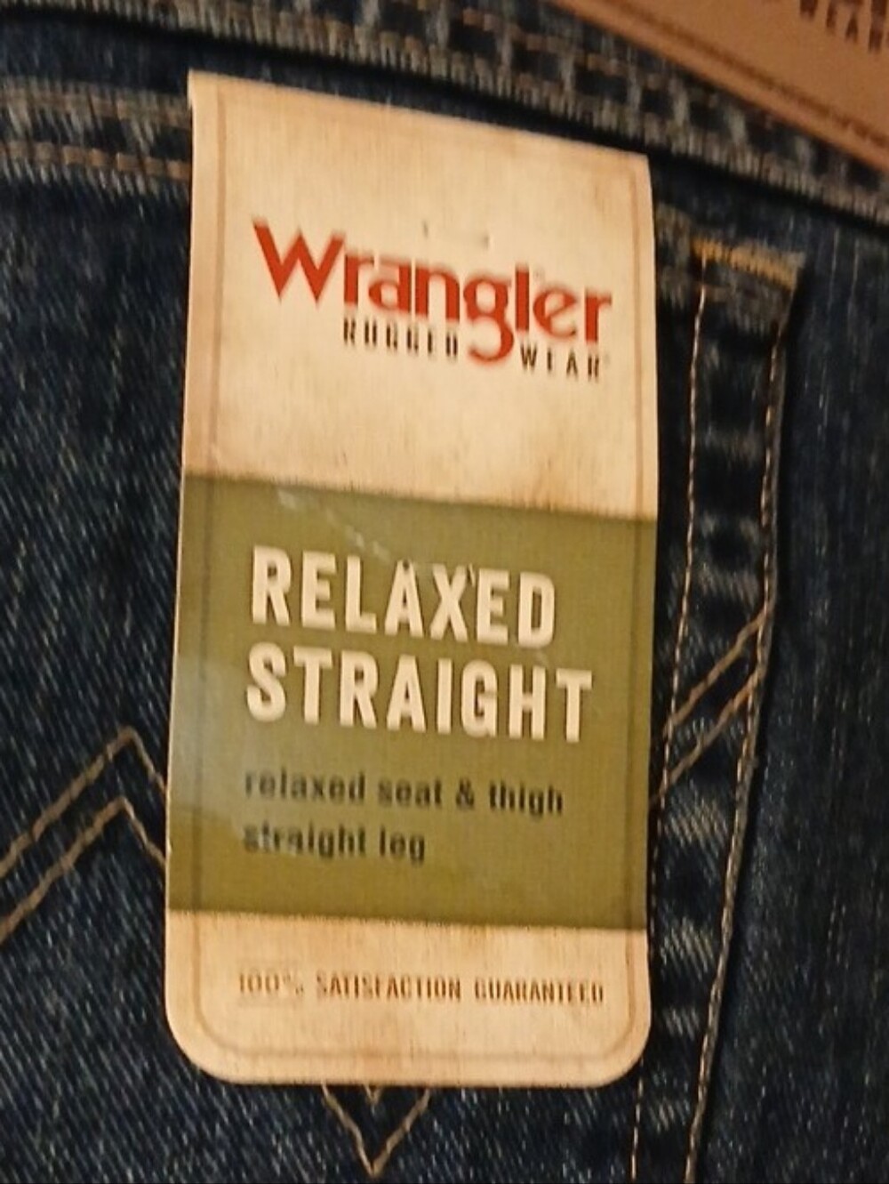 Wrangler Relaxed Straight Jeans in Dark Blue Denim